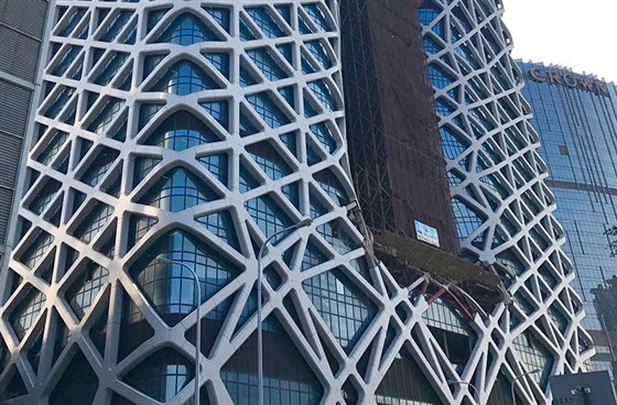 深圳哪家幕墻公司玻璃幕墻做的比較好