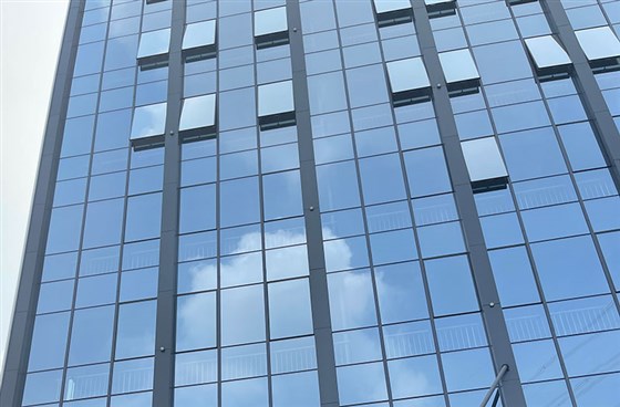 玻璃幕墻優(yōu)缺點(diǎn)