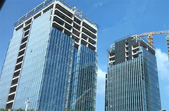 廣東玻璃幕墻找誰做更靠譜