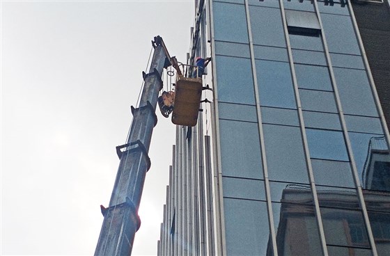 深圳幕墻維修公司