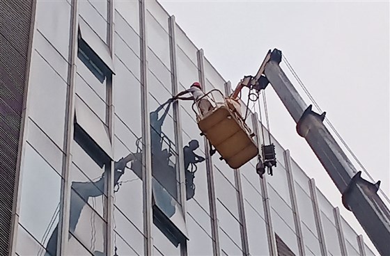 玻璃幕墻更換價格多少