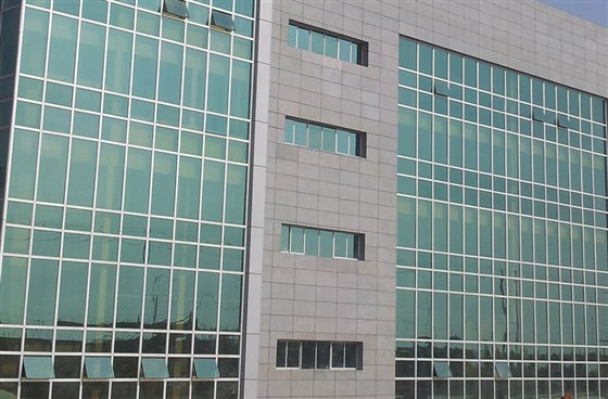 東莞全明框玻璃幕墻工程造價