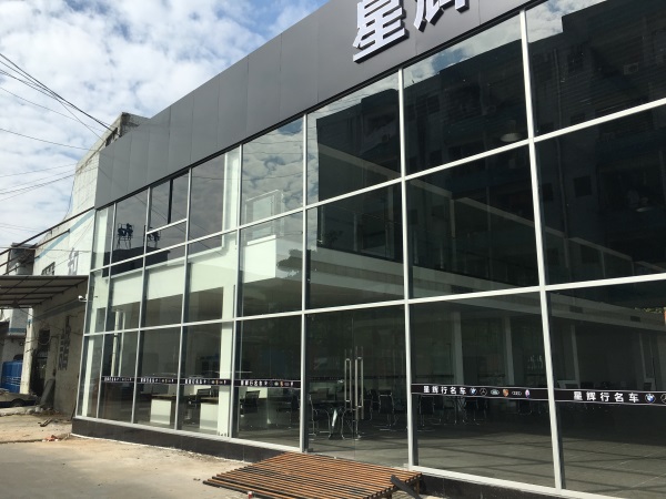 玻璃幕墻專業(yè)工程設(shè)計公司-中東幕墻！