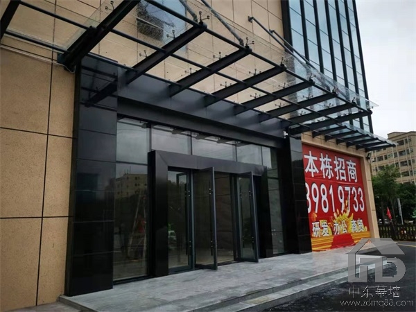 弧形玻璃幕墻施工工法，中東幕墻誠心分享！