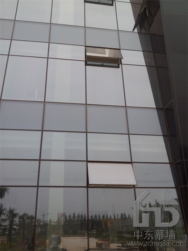 鋁板幕墻膠縫寬度通常為多少？