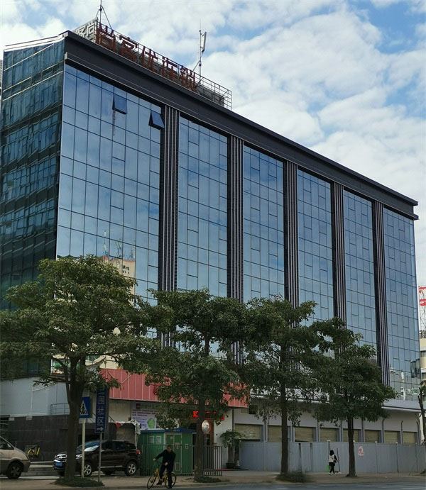 明框玻璃幕墻有什么特點(diǎn)？