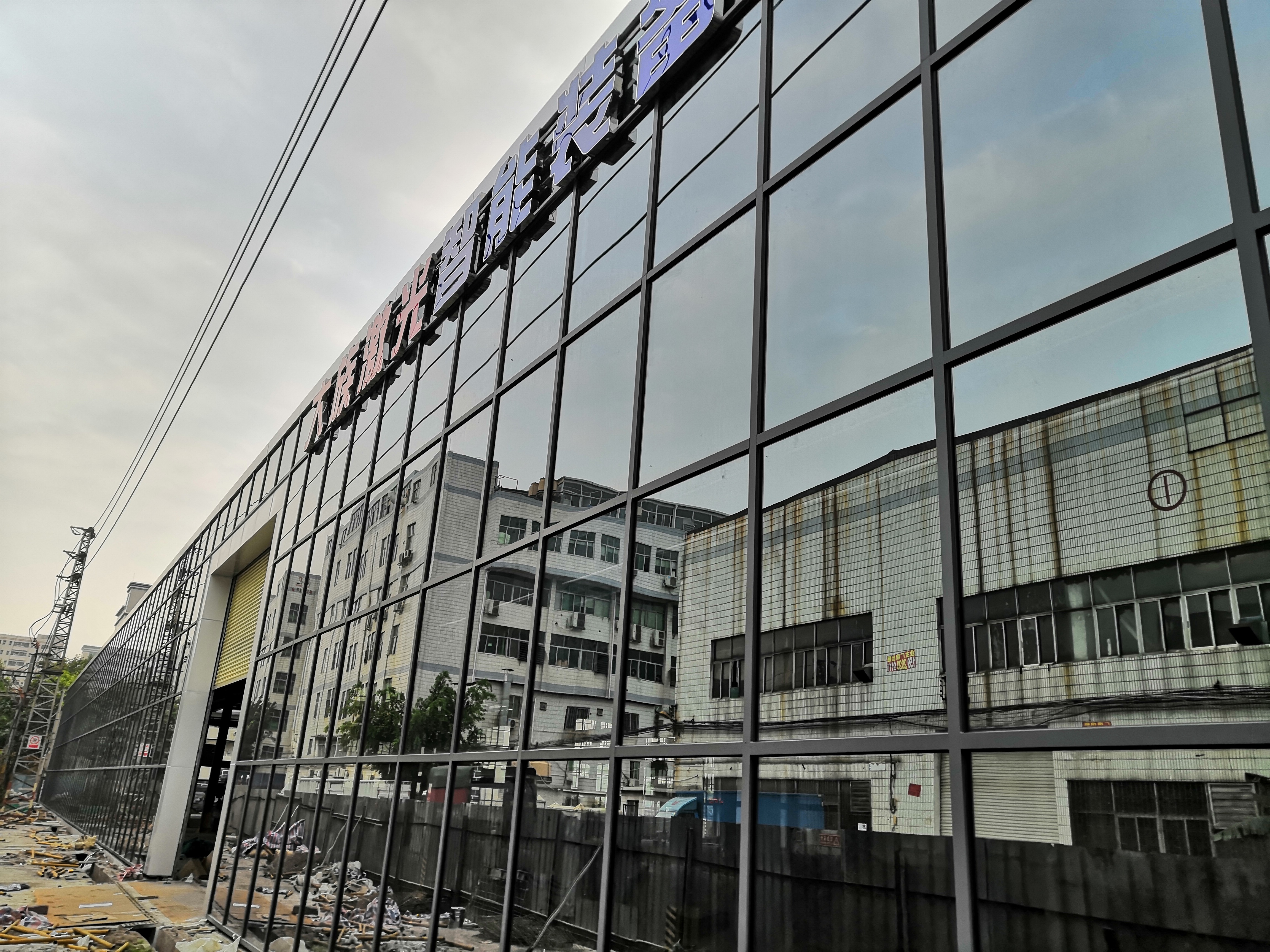 汽車4s店改造玻璃幕墻