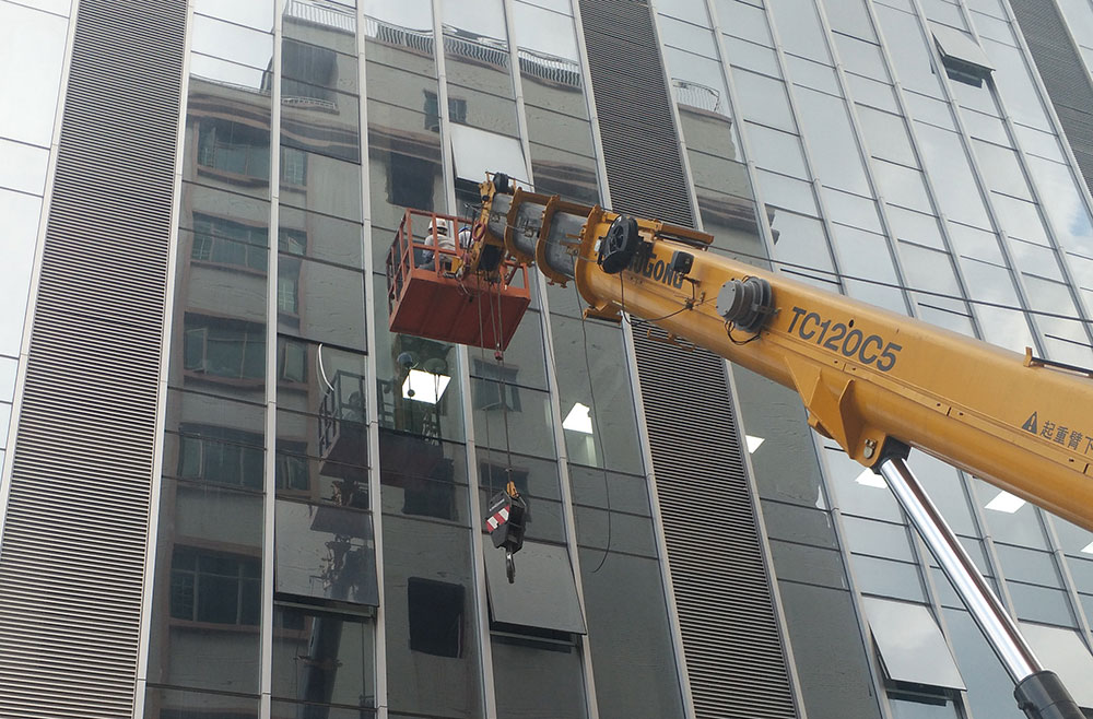 深圳幕墻玻璃更換價格